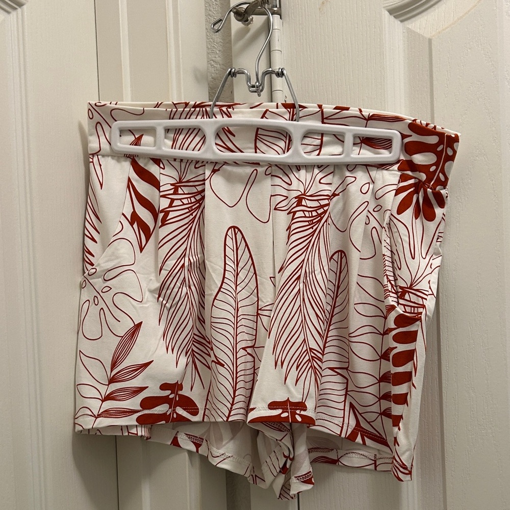 NEW Fighting Eel Shorts, Small